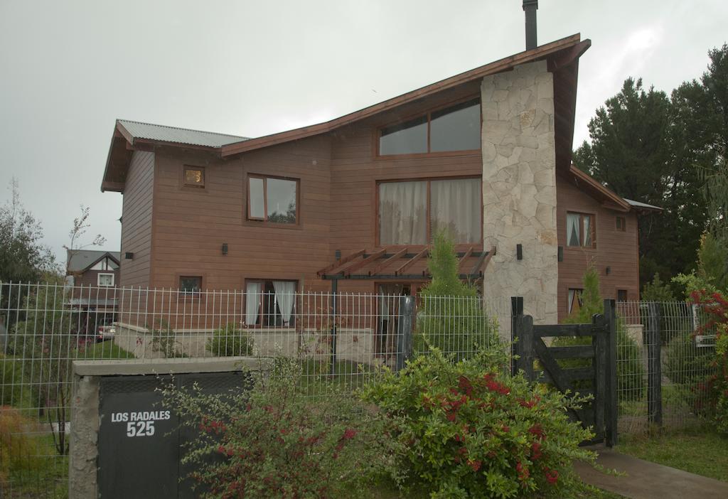 Apart Hotel Raices Patagonicas Dina Huapi Exterior photo